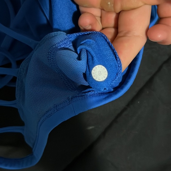 Lululemon Blue strap bra - Picture 4 of 4